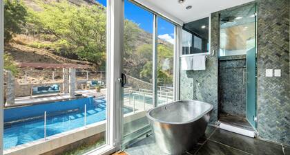 Luxury Hawaii Kai Villa Luana – Ocean View, Saltwater Pool, 5 Min to Sandy Beach