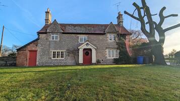 Bagian depan properti