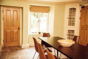 Cottage Classique | Salle à manger