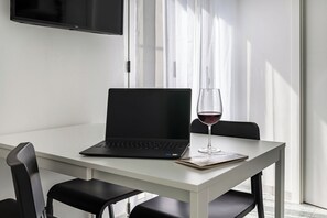 Dining - My Apulian Home in Polignano a Mare The Olive Trees A stone's throwfromthecenter (Polignano a Mare)