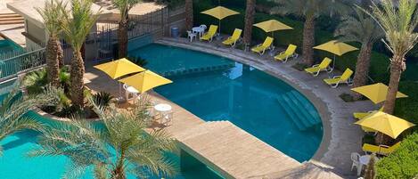 Indoor pool, outdoor pool