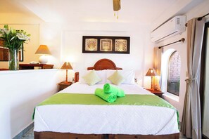 1 habitación, tabla de planchar con plancha, wifi y ropa de cama 