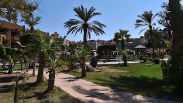 Vista al jardín
