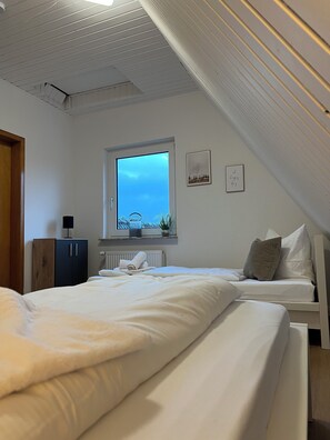 4 chambres, fer et planche à repasser, Wi-Fi