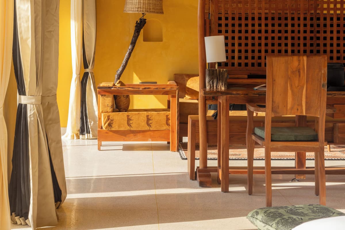 Villa de lujo | Minibar, caja fuerte, escritorio y espacio para trabajar con un portátil