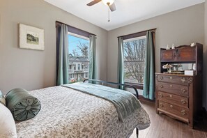 3 Schlafzimmer, Bügeleisen/Bügelbrett, kostenloses WLAN, Bettwäsche