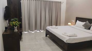 Executive Room | Free WiFi, bed sheets
