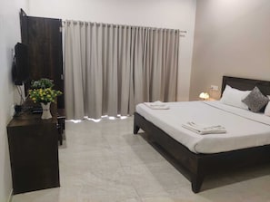 Habitación ejecutiva | Wifi gratis y ropa de cama 