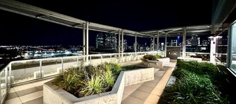 InfinityNest: Chic downtown escape/ stunning views