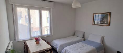 2 Schlafzimmer, kostenloses WLAN, Bettwäsche