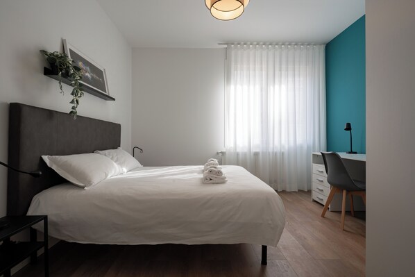 Classic Apartment | 2 bedrooms, desk, iron/ironing board, free WiFi