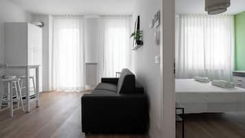 Family Apartment | Living area | 35-inch TV with digital channels