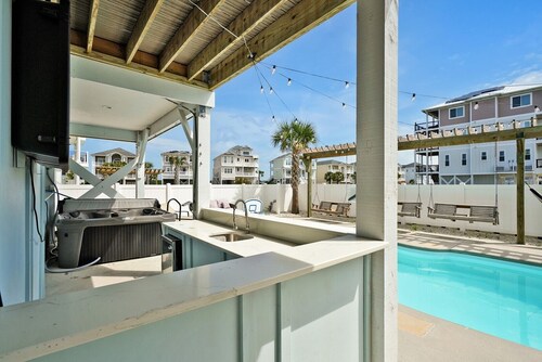 9BR 8.5BA House,Ocean & Lagoon Views,Elevator,Pool,Event Home,Sleeps 24