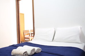 1 bedroom, iron/ironing board, WiFi, bed sheets - Abrolhos Residential Apartment (Brasília)