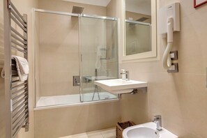 Apartment | Bathroom - Mamo Florence - Novella Apartment (Florence)