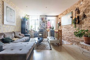 Smart-tv, böcker och datorskärmar