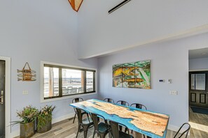 House (5 Bedrooms) | Interior - Modern & Spacious Luxe Home in Remote Fort Peck! (Nashua)