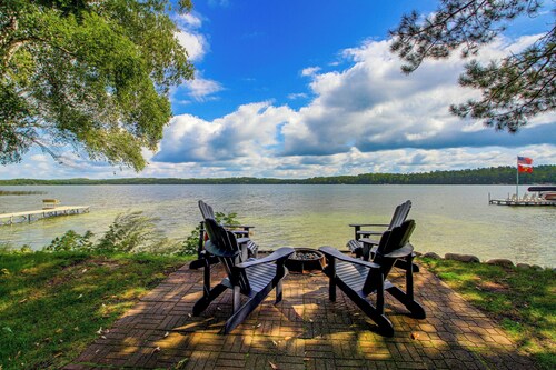 Short Drive to Itasca State Park - Waterfront Home