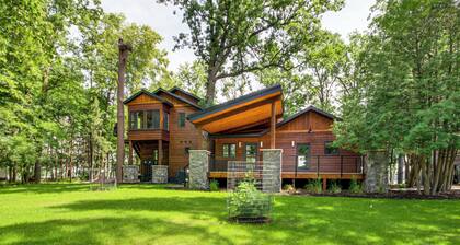 Short Drive to Itasca State Park - Waterfront Home