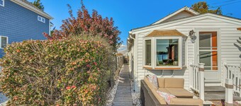 Walk to Beach: Water-view Abode in Portsmouth!