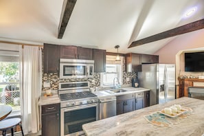 Cottage (2 Bedrooms) | Interior