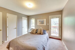 Interior - Mtn Bike, Hike & Disc Golf: Cozy Angel Fire Condo (Angel Fire)