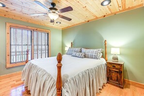 House (3 Bedrooms) | Interior - 13 Mi to Cashiers! Family Cabin w/ Wraparound Deck (Cullowhee)