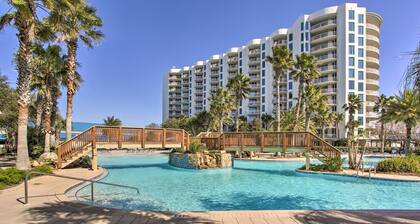 Walk to White-sand Beach: Resort Condo in Destin!
