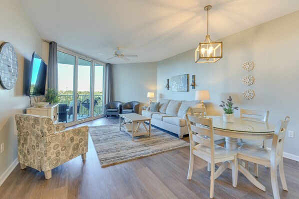 Apartment (2 Bedrooms) | Interior - Walk to White-sand Beach: Resort Condo in Destin! (Destin)