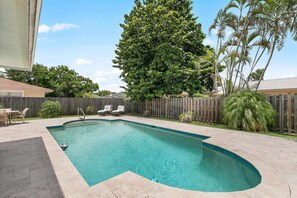 Pool - Naples Retreat with Pool & Hot Tub (Naples)