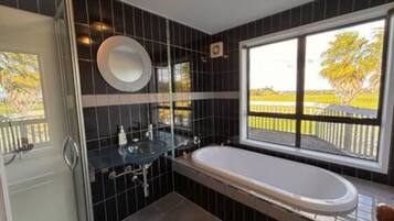 Haartrockner, Handtücher