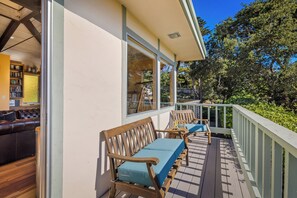 Property grounds - 3959 Hedgehog - Walk to Town and Beach, Ocean View (Carmel)