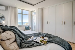 Hus | 2 soveværelser, skrivebord, internet
