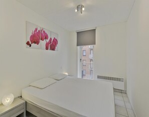 Apartment | 2 bedrooms, iron/ironing board - Apartment in Blankenberge With Sea Views (Blankenberge)