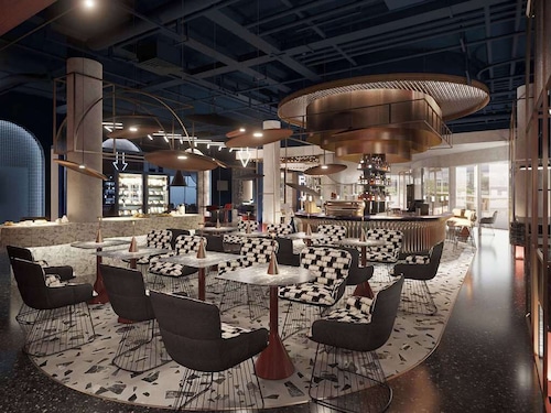 TRIBE ブダペスト エアポート