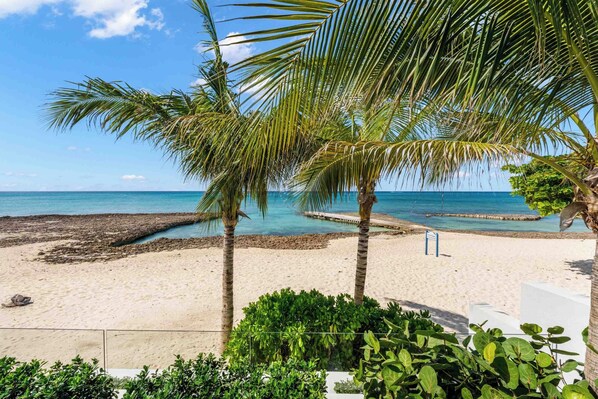 Am Strand, Liegestühle, Strandtücher