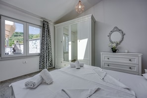 Family Apartment, 2 Bedrooms (Casa Ma3x Apartment Whitewood)