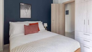 Ảnh chưa phân loại, 5 trong số 14 ảnh, nút
