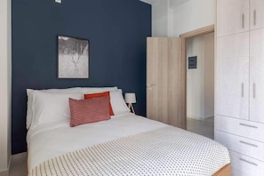 2 bedrooms, iron/ironing board, free WiFi - Classic Living 2 Bd Historic Mets Apt (Athens)