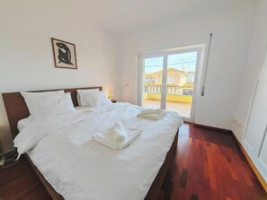 5 makuuhuonetta, ilmainen Wi-Fi, vuodevaatteet