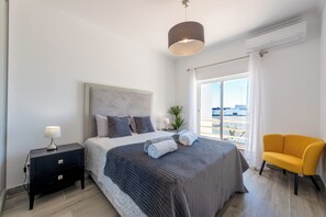 3 bedrooms, iron/ironing board, travel cot, WiFi