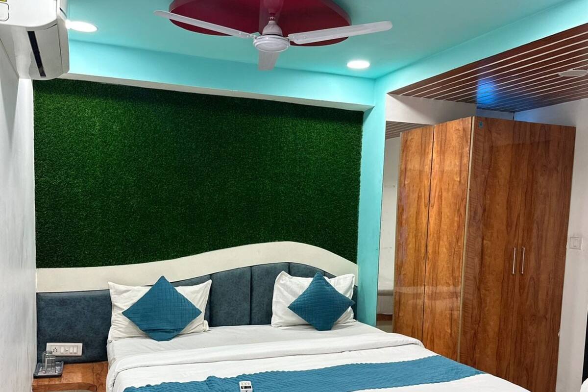 ห้องดีลักซ์ดับเบิล, วิวเมือง | Wi-Fi ฟรี, ผ้าปูที่นอน