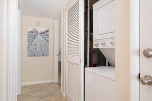 Condo, 2 quartos | Parte interna