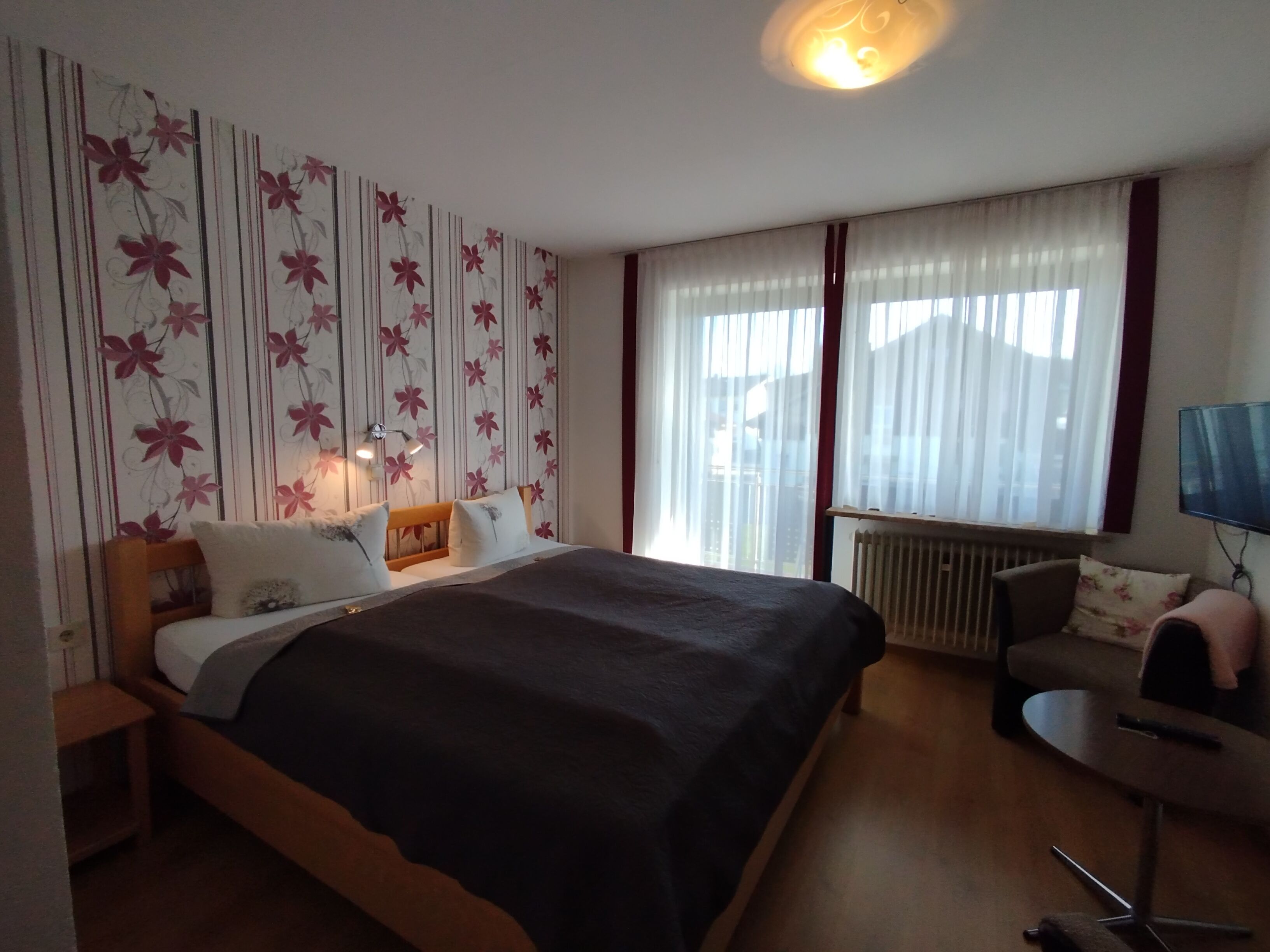 Chambre Double, balcon | Wi-Fi gratuit