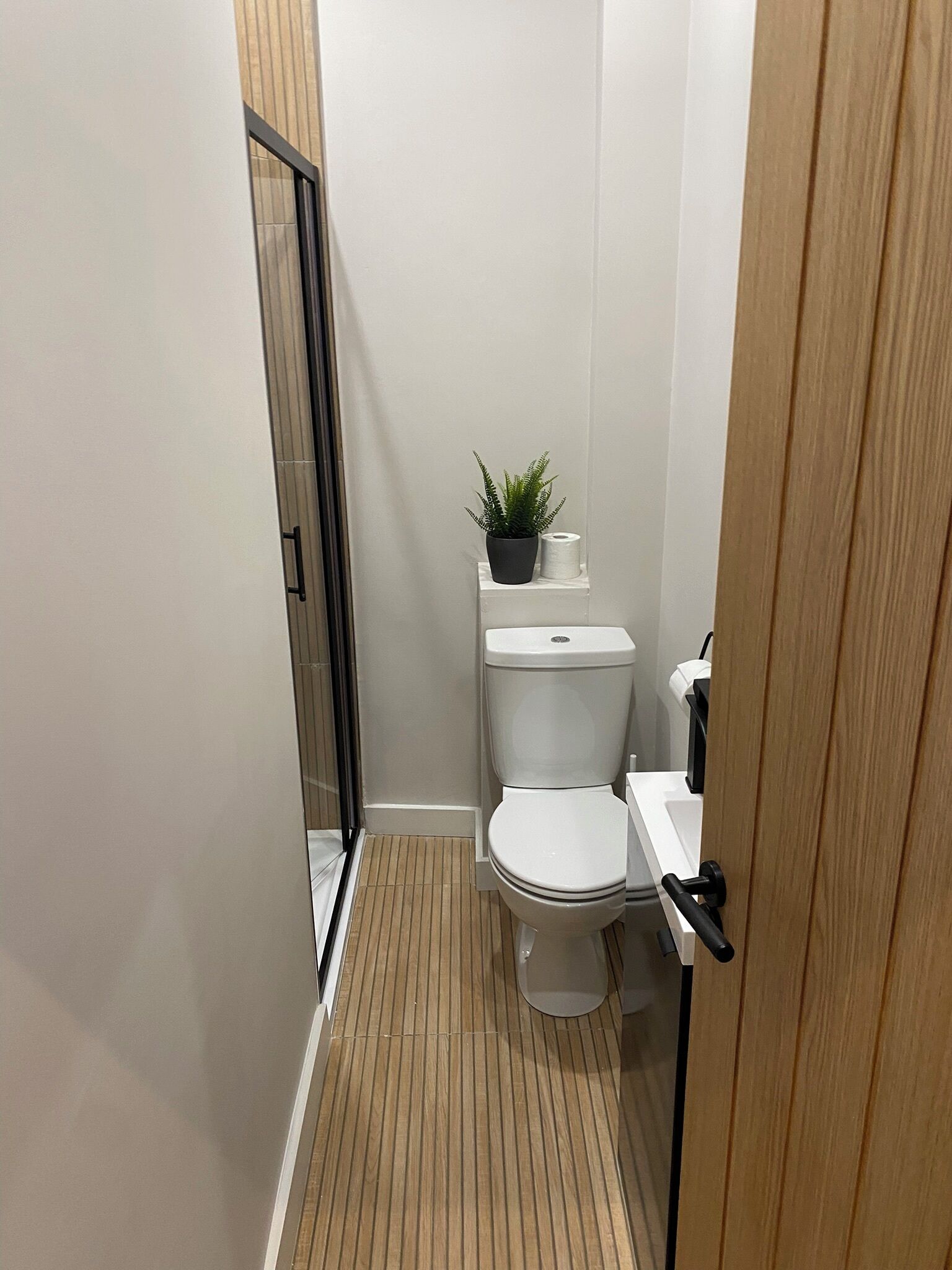Shower, eco-friendly toiletries, hair dryer, towels