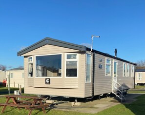 Cabin | Exterior - Family&dog-friendly Caravan Near Porthcawl Beaches (Porthcawl)