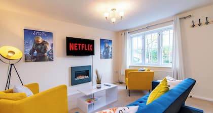 Mandarin Styles 3 Bedroom W/garden in Derby