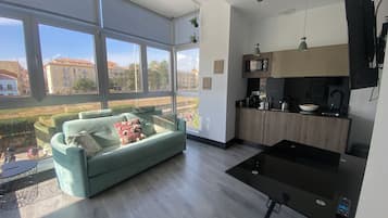 Apartment, 1 Queen Bed with Sofa bed (1 Bedroom) | 1 bedroom, iron/ironing board, bed sheets