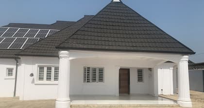 Umbrella Properties Hotel Moniya