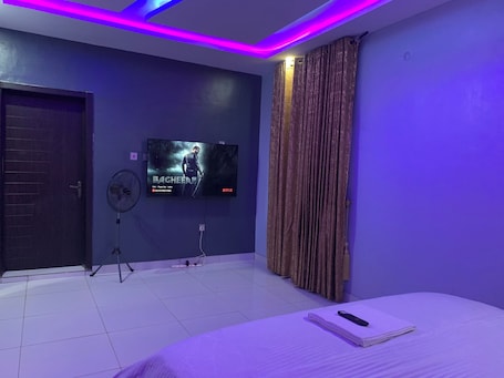 Superior Double Room | Desk, laptop workspace, soundproofing, free WiFi